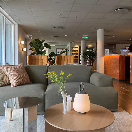 Ξενοδοχείο Comfort Park 4*