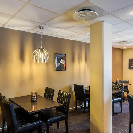 Hotell Comfort Park 4*
