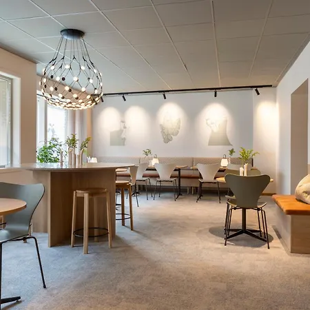 Comfort Park Hotell 4*